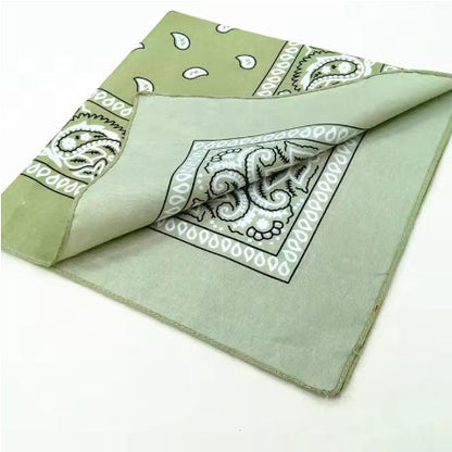Stylisches Hunde-Bandana für den perfekten Look